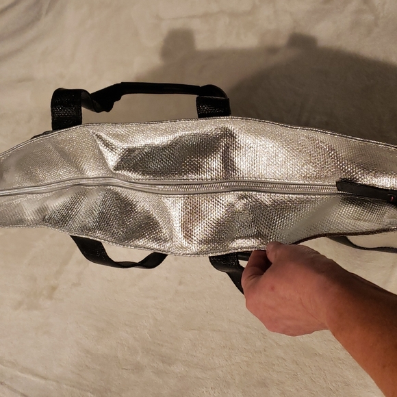 NWOT Victoria Secret Tote set - Picture 5 of 16